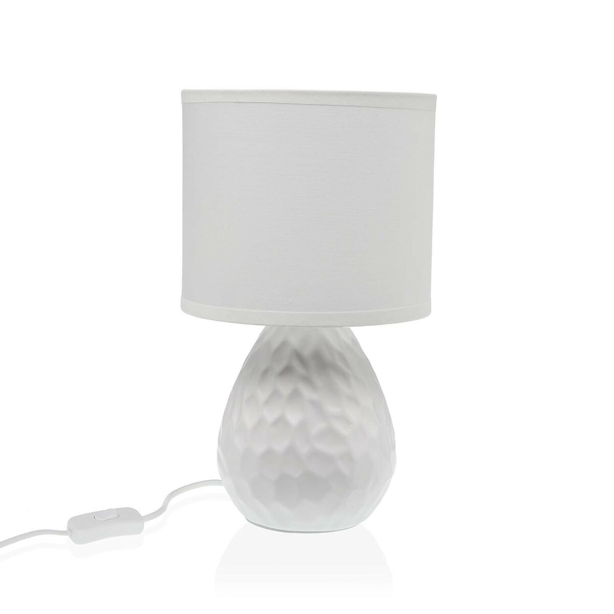 Elegant vit keramisk bordslampa - 40 W. Skapar mysig atmosfär med stilren design.